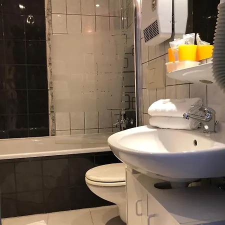 Hotel Goldenes Lamm 3*