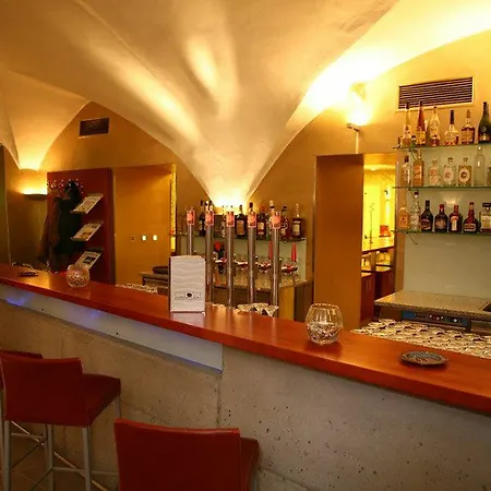 Goldenes Lamm Отель 3*